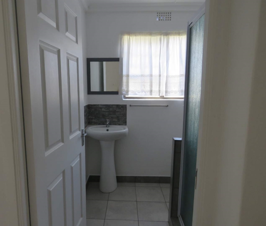 4 Bedroom Property for Sale in Kleinmond Western Cape